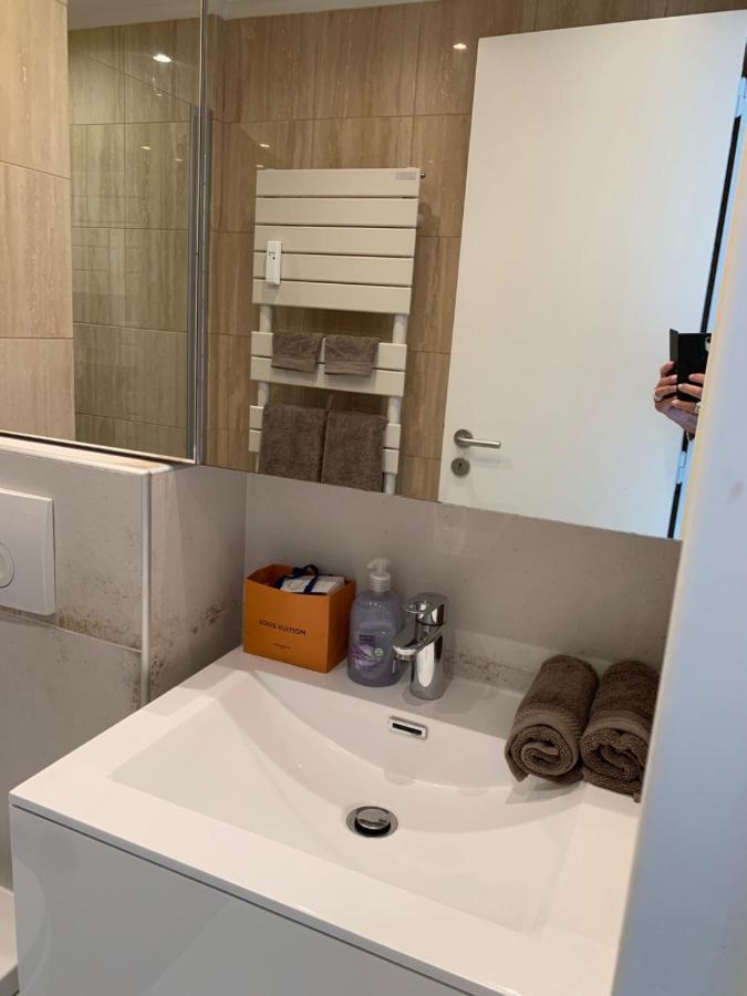 Luxe Studio/Suite Met Zeezicht En Volle Zon クノック・ヘイスト エクステリア 写真