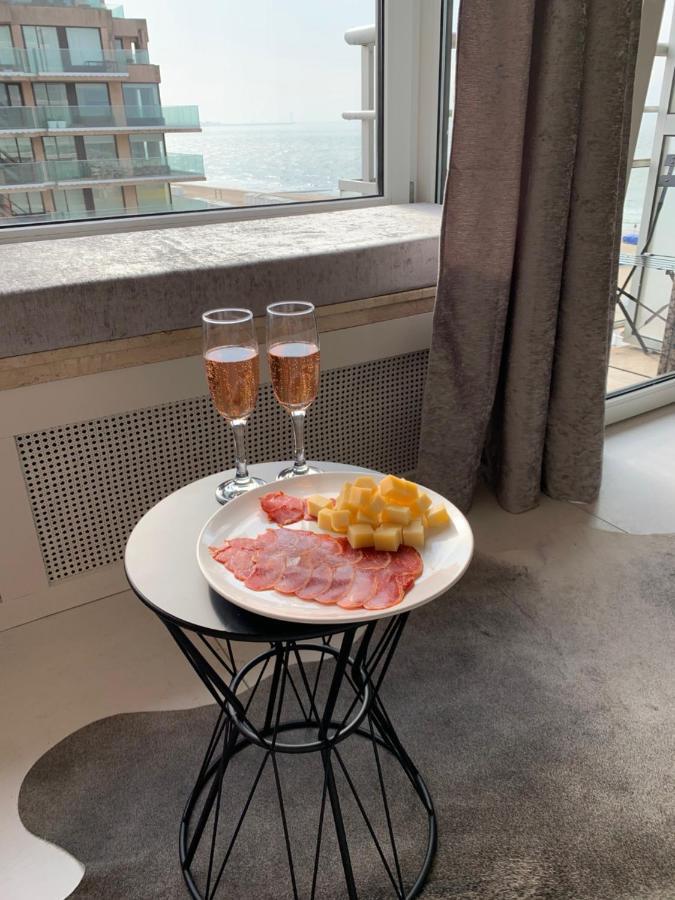 Luxe Studio/Suite Met Zeezicht En Volle Zon クノック・ヘイスト エクステリア 写真